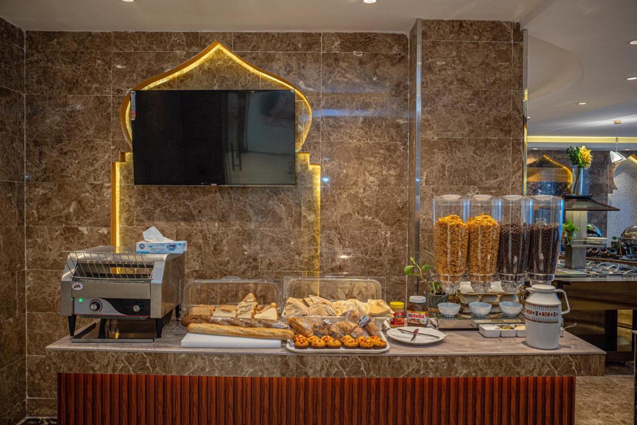Golden Dune Hotel Almalaz Рияд Екстериор снимка